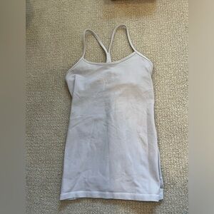 Lulu tank size 6 NO LONGER BEING SOLD ON LULULEMONS WEBSITE! Pads not included